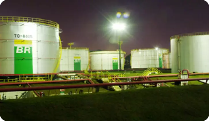 Picture of the Petrobras logistics terminal in São Caetano do Sul.